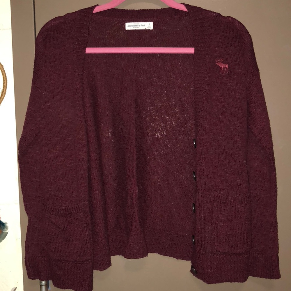 Maroon Abercrombie & Fitch cardigan